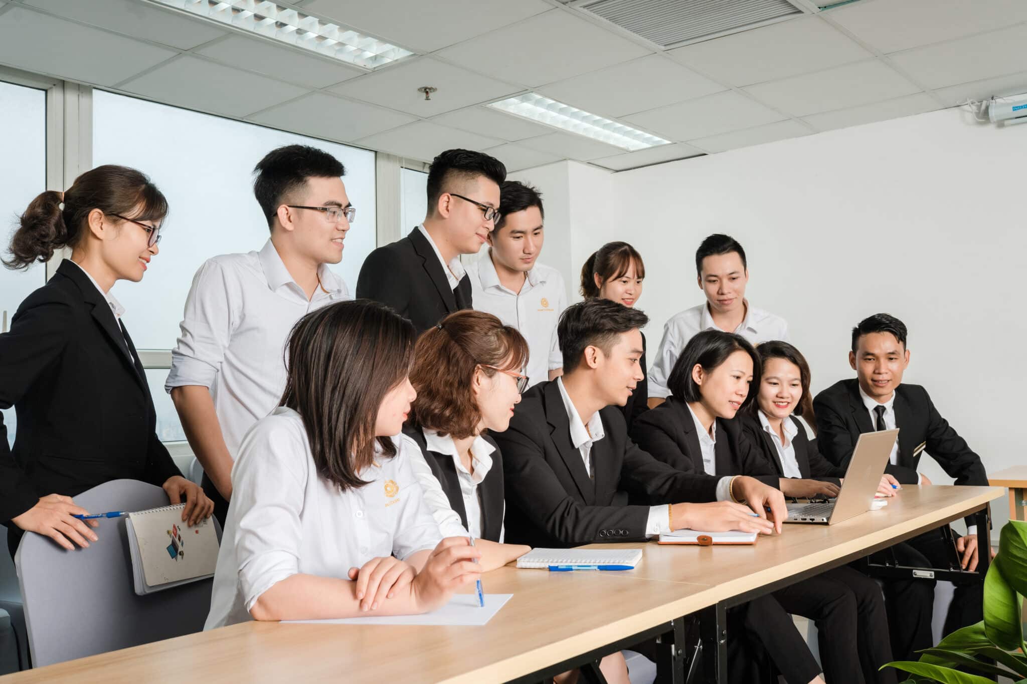 Các vị trí khối văn phòng