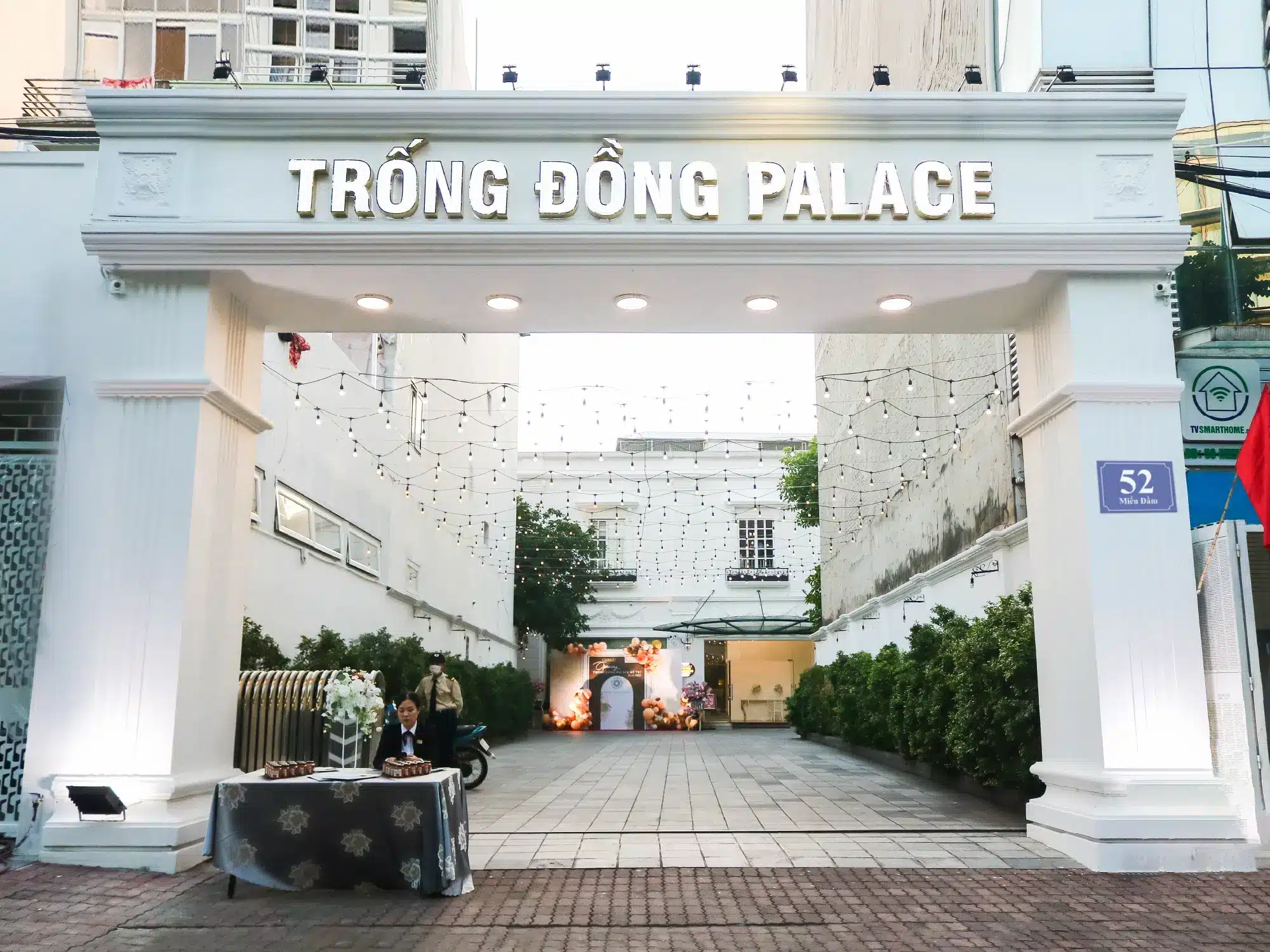 11. Mễ Trì