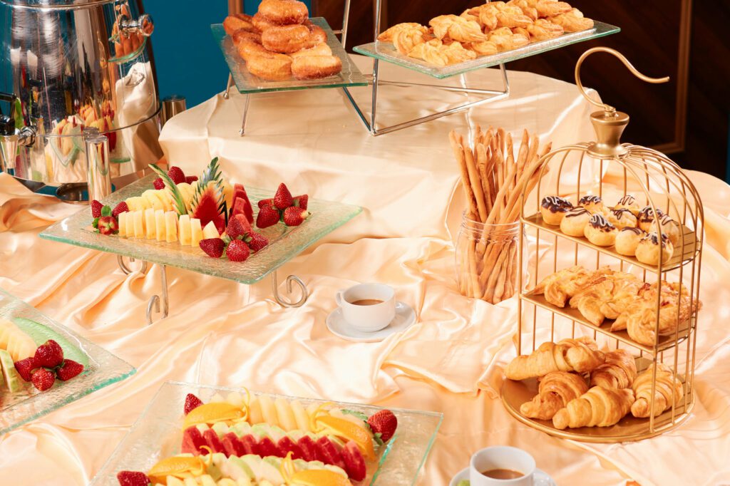 giá tiệc cưới buffet, tổ chức tiệc cưới, trống đồng palace