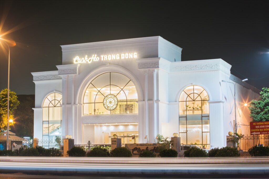 giá tiệc cưới buffet, tổ chức tiệc cưới, trống đồng palace