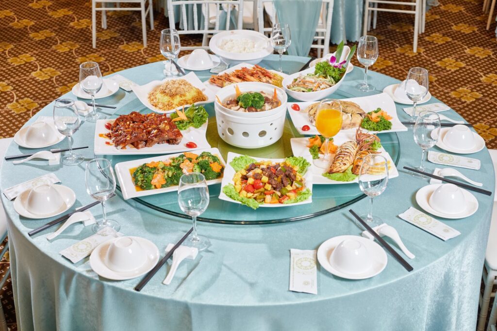tiệc công ty, thực đơn tiệc công ty, tổ chức sự kiện, trung tâm tổ chức sự kiện, món ăn tiệc công ty, trống đồng palace