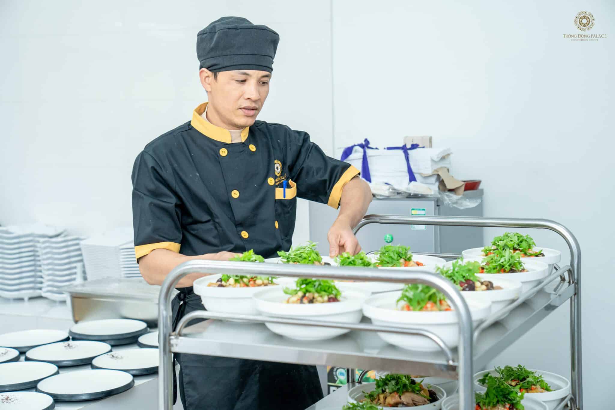 Trống Đồng Palace có đội ngũ đầu bếp dày dặn kinh nghiệm