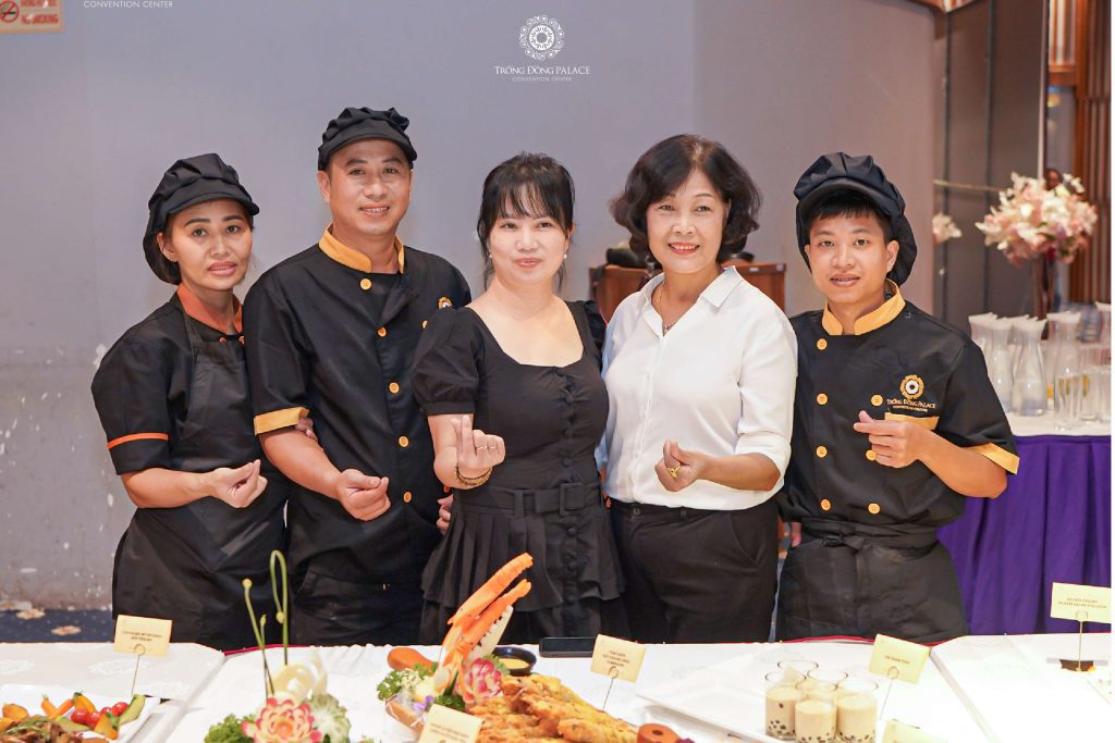 Dịch vụ tổ chức tiệc tại gia của Trống Đồng Palace