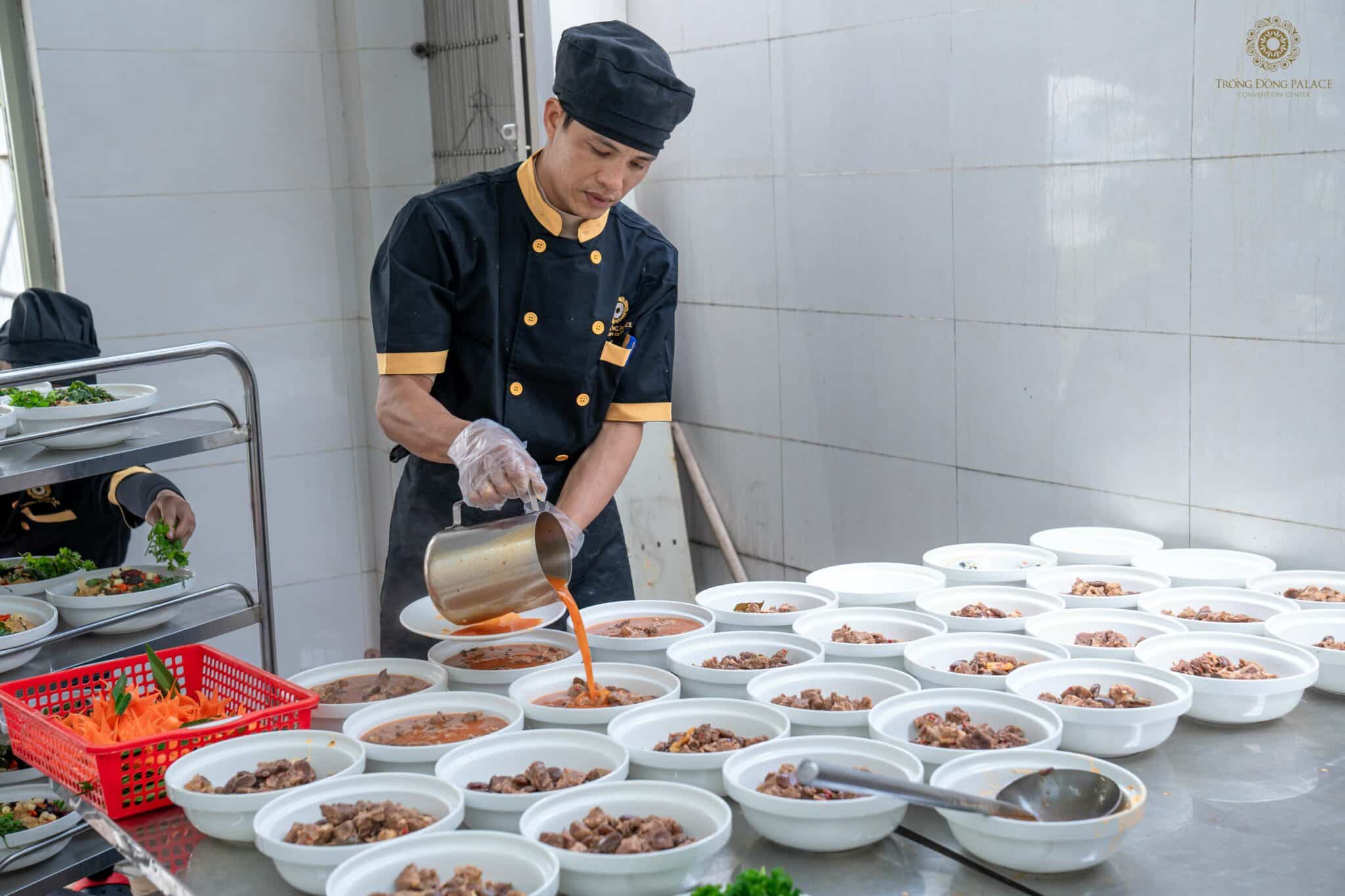 Đội ngũ đầu bếp chuyên nghiệp và uy tín