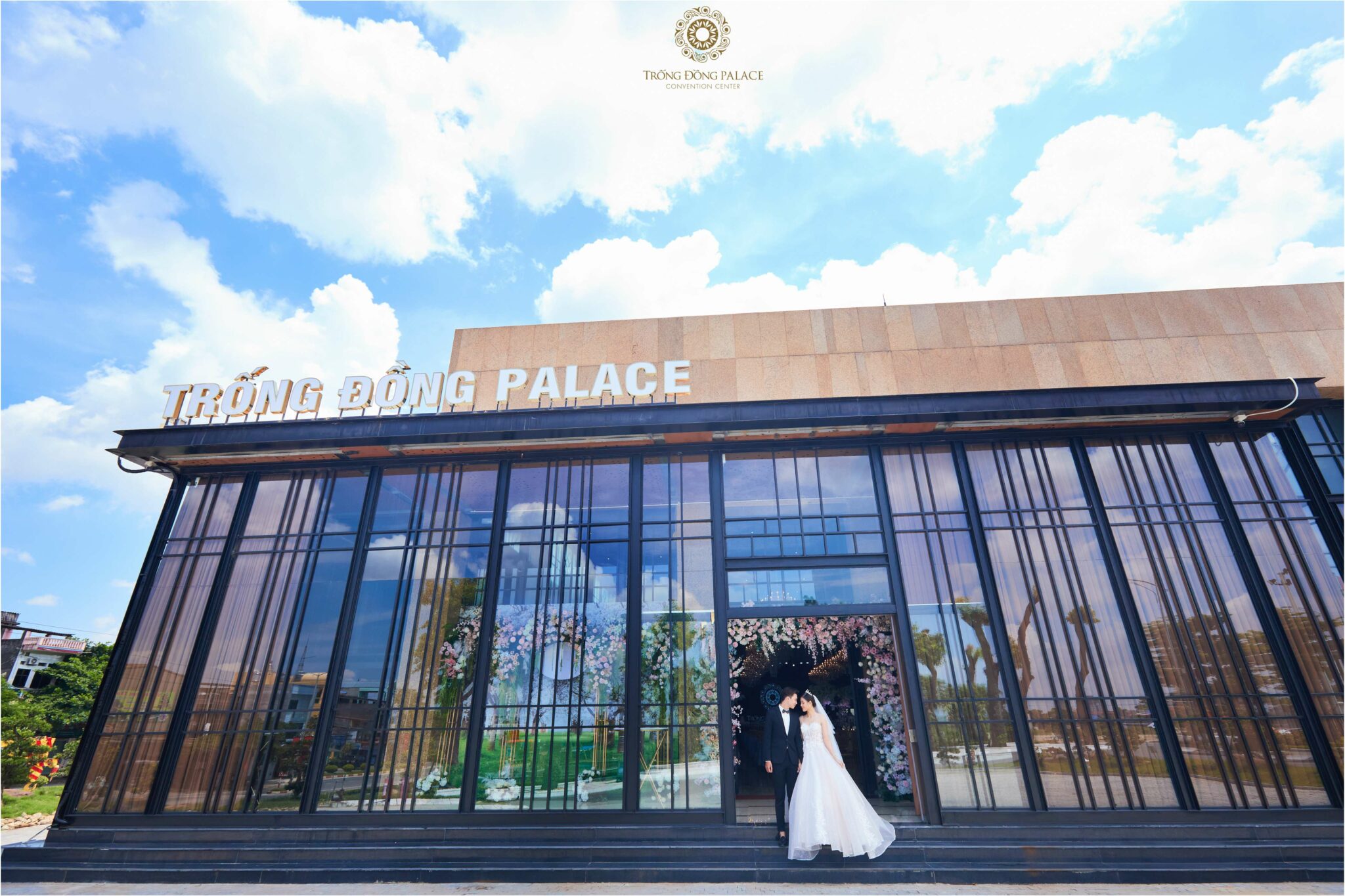Trống Đồng Palace mang đến dịch vụ tổ chức tiệc tất niên chuyên nghiệp